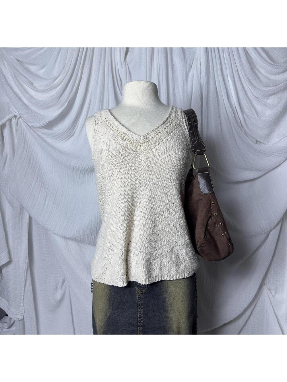Boho Minimalist Cream Sleeveless Knit Sweater Top (M)